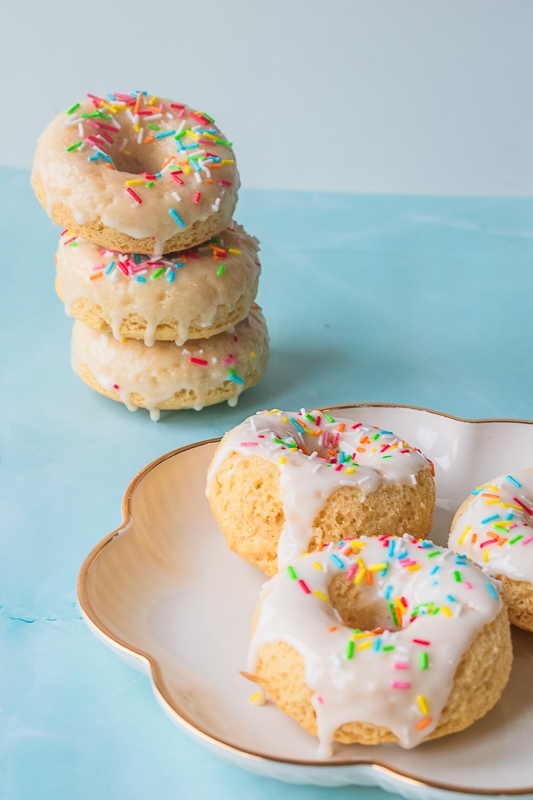 gluten free baked vanilla donuts 